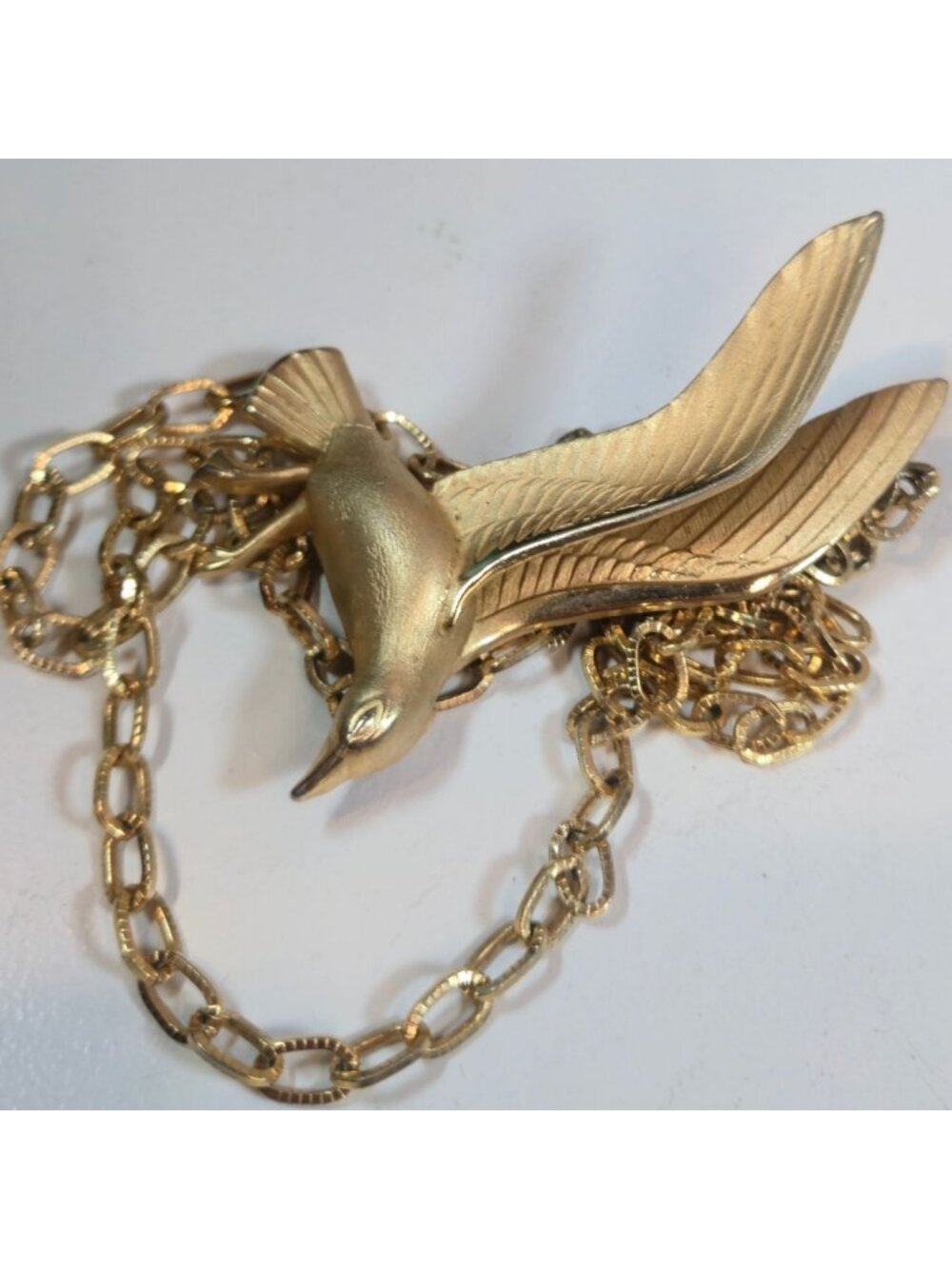 Vintage Giovanni Brushed Gold-Tone Seagull Pendant Necklace Textured Long Chain - Picture 5 of 14